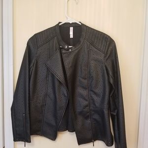 😎Girls faux leather jacket size 10/12😎
